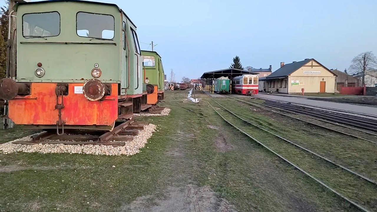 [20260314][JKD] Przebudowa stacji Jędrzejów Wąski - spacer po zachodzie słońca...