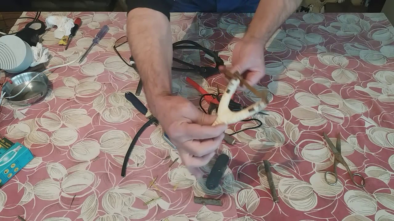 Κατασκευή Σφεντόνας  Sling construction