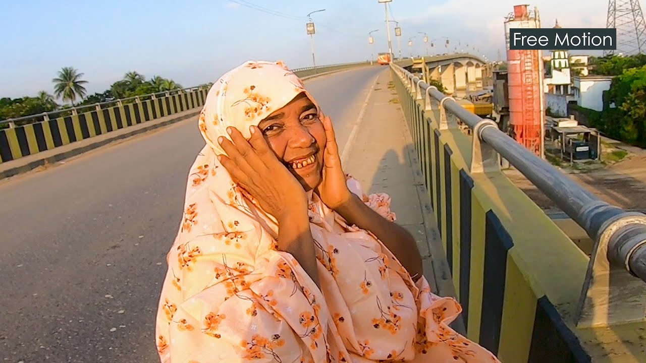 কুকুরে কামড় দেওয়ার আর মানুষ পাইলো না।