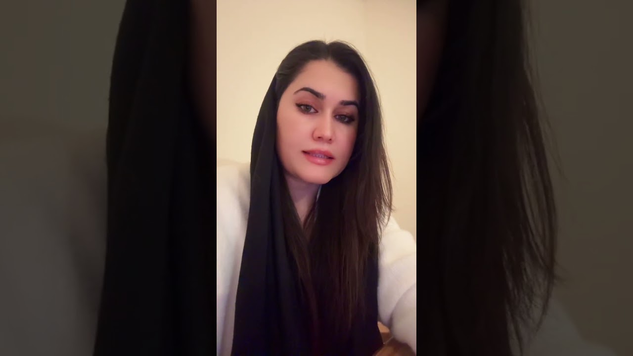 How can a woman build self-confidence? څنګه ښځه پر ځان باور پیدا کولی شي؟