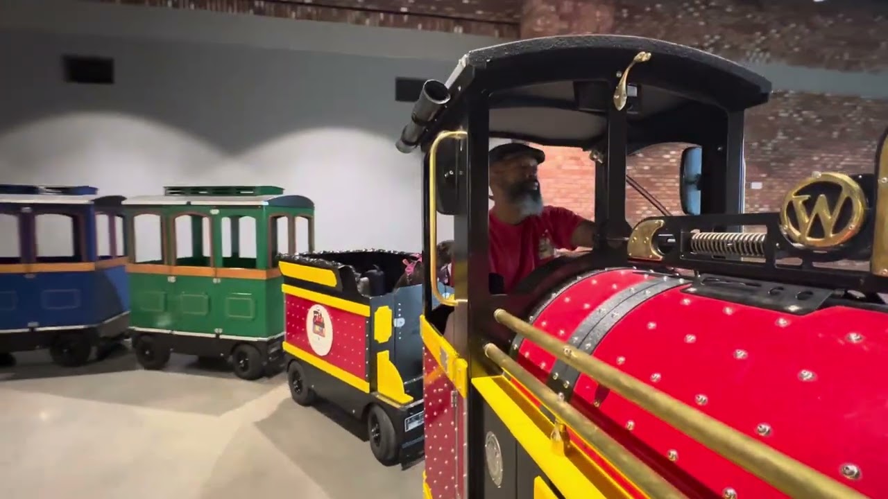 The Liberty Center Express, Thursday November 14, Wattman Mini Express an Electric Mall Train Ride