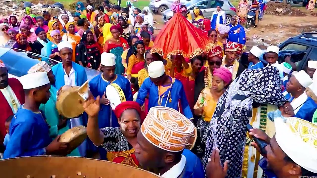 Manzaraka_Mr Nawal et Mme Nasmi -Vidéos Officiel