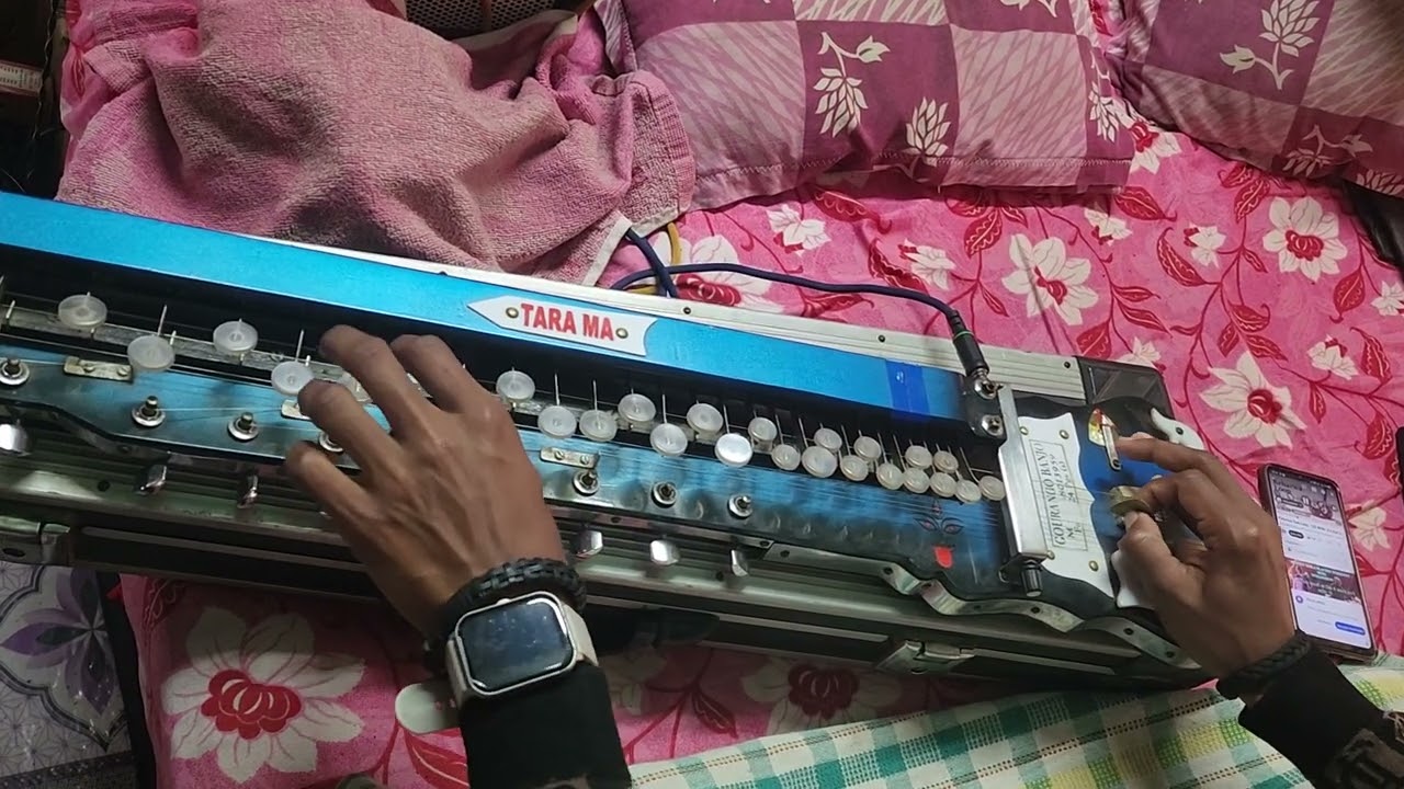 একটা প্রেমের গান লিখেছি আর তাতে তোর নাম লিখেছি banjo cover