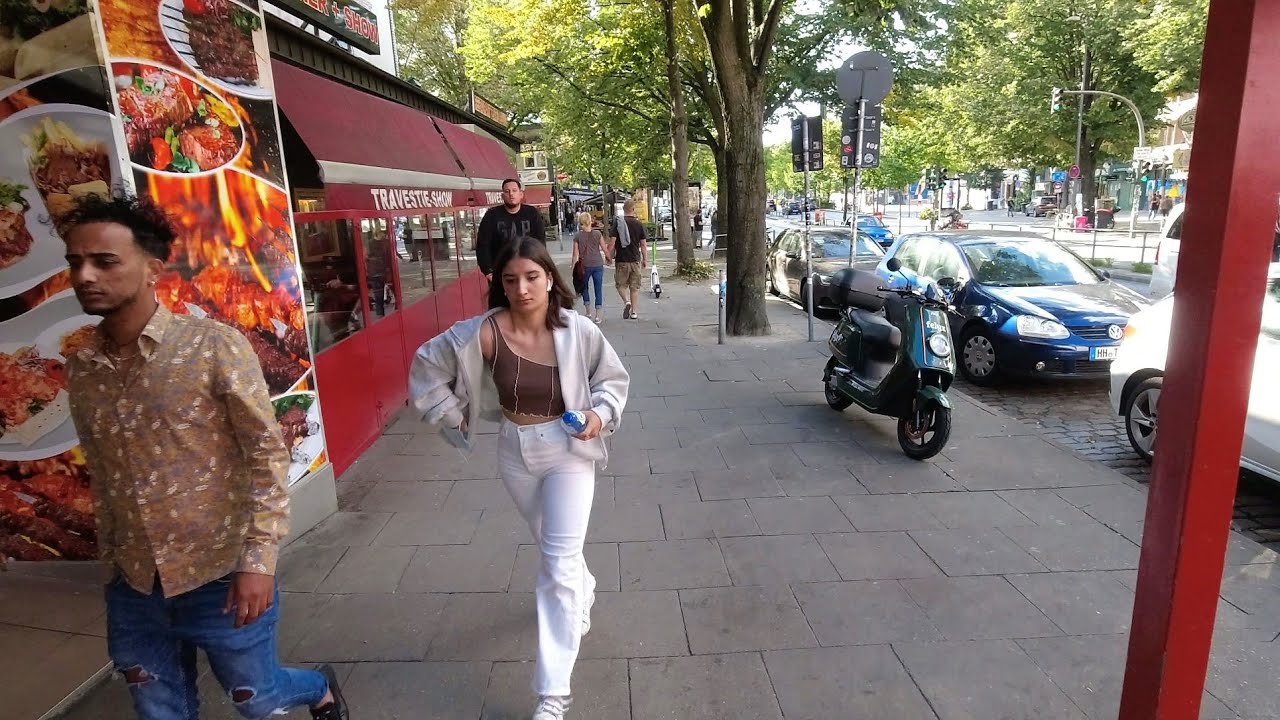 Sunday afternoon walk in Hamburg St. Pauli Reeperbahn Red Light District with City Ambience & Sounds