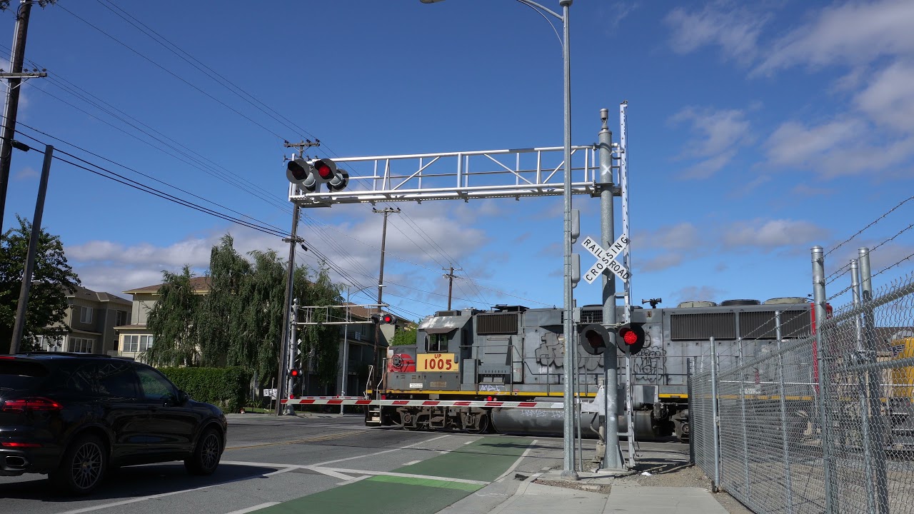 East Hedding St Railroad Crossing Video 3 - 6/22/21