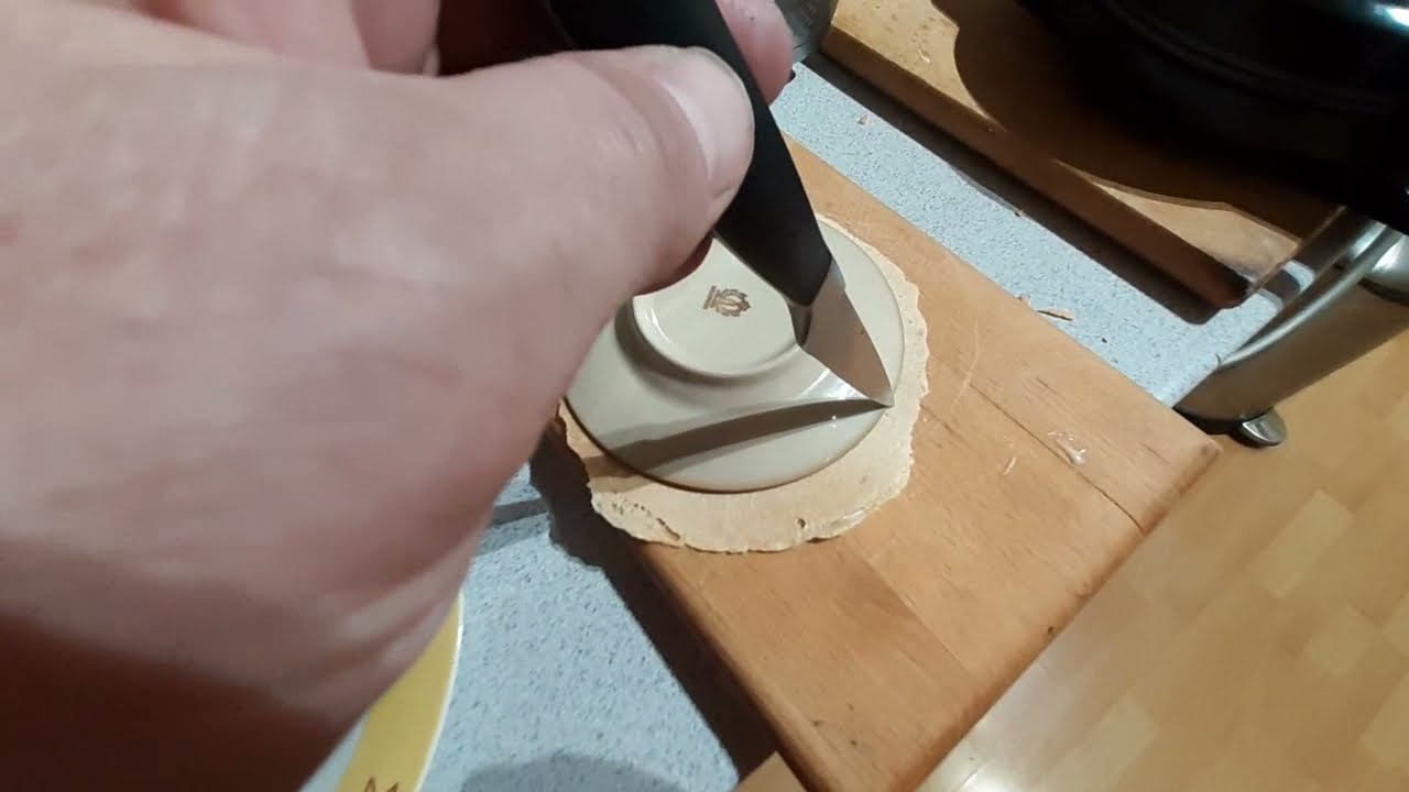 Dom&aacute;ci stroj na obl&aacute;tky - pečenie Vianočn&yacute;ch obl&aacute;tok - recept
