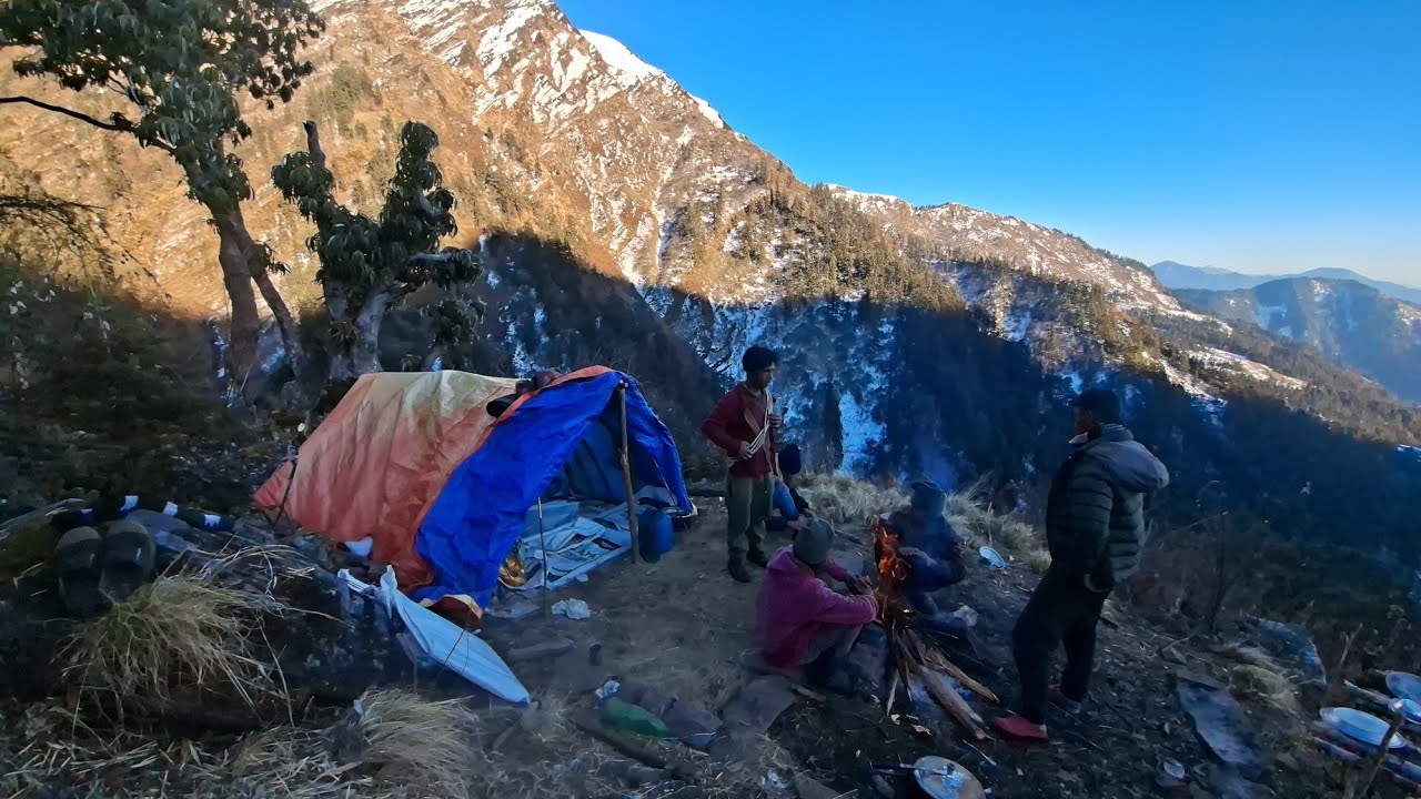 Best Life in The Nepali Himalayan Village During The Winter । Documentary Video Snowfall Time
