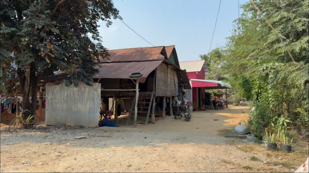 កំឡុងពេលរស់នៅឆ្នាំ 1975 វិហារសួរ ខេត្តកណ្តាល / Vihearsour Village in Kandal Province, Cambodia 