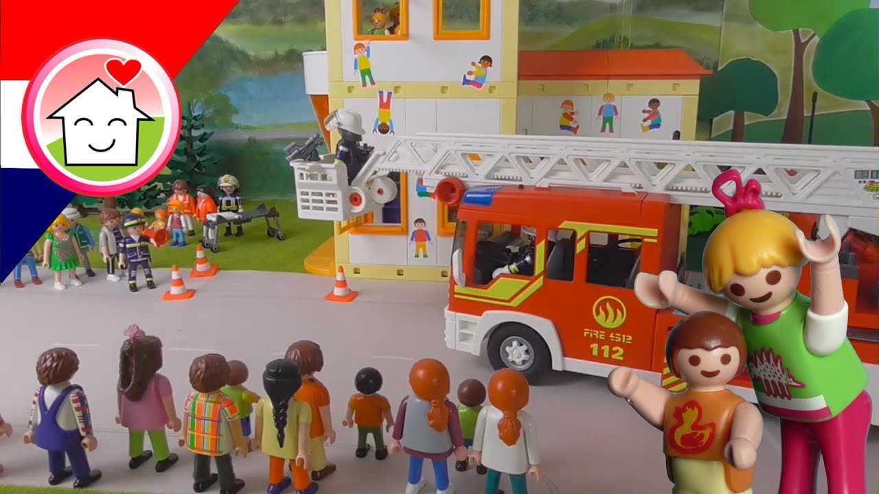 Playmobil brandweer filmpje Nederlands Brandweeroefening in het kinderdagverblijf - Familie Huizer