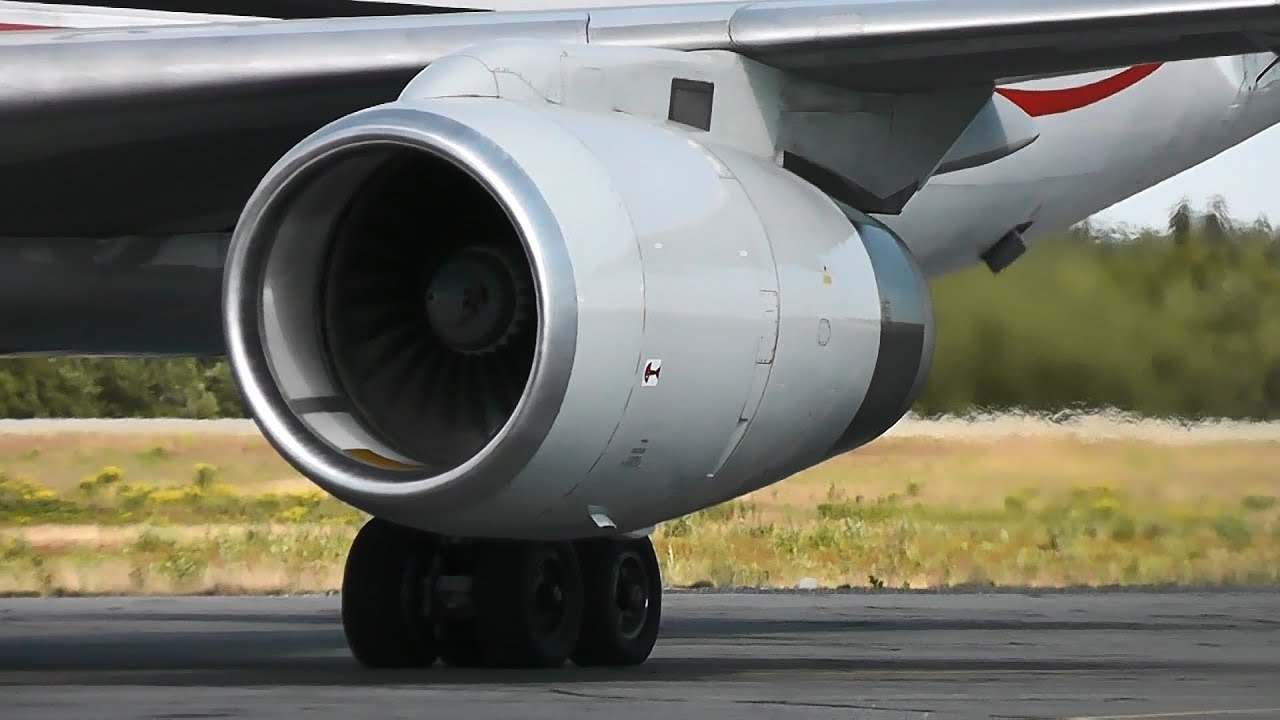 Boeing 757-200 Rolls-Royce RB211 engine startup | Cargojet C-FKCJ | Val-d'Or (CYVO)