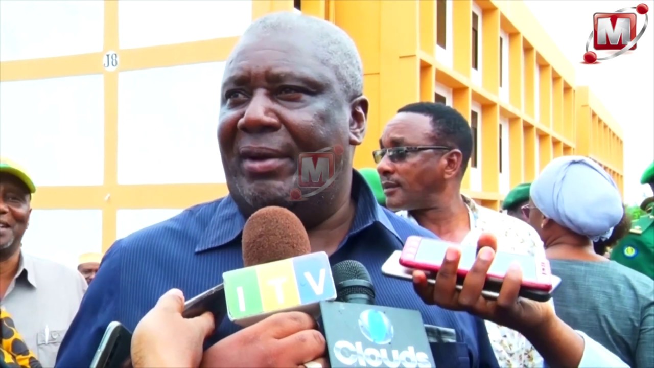 ALICHOKISEMA LUGOLA BAADA YA KUAMBIWA NA MAGUFULI KUWA HAFAI