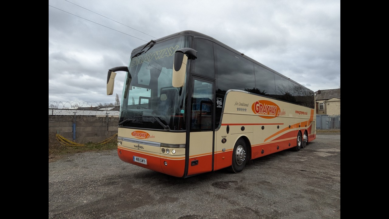 M18 GWY - 2009 (09) Ван Хул T916 Astron