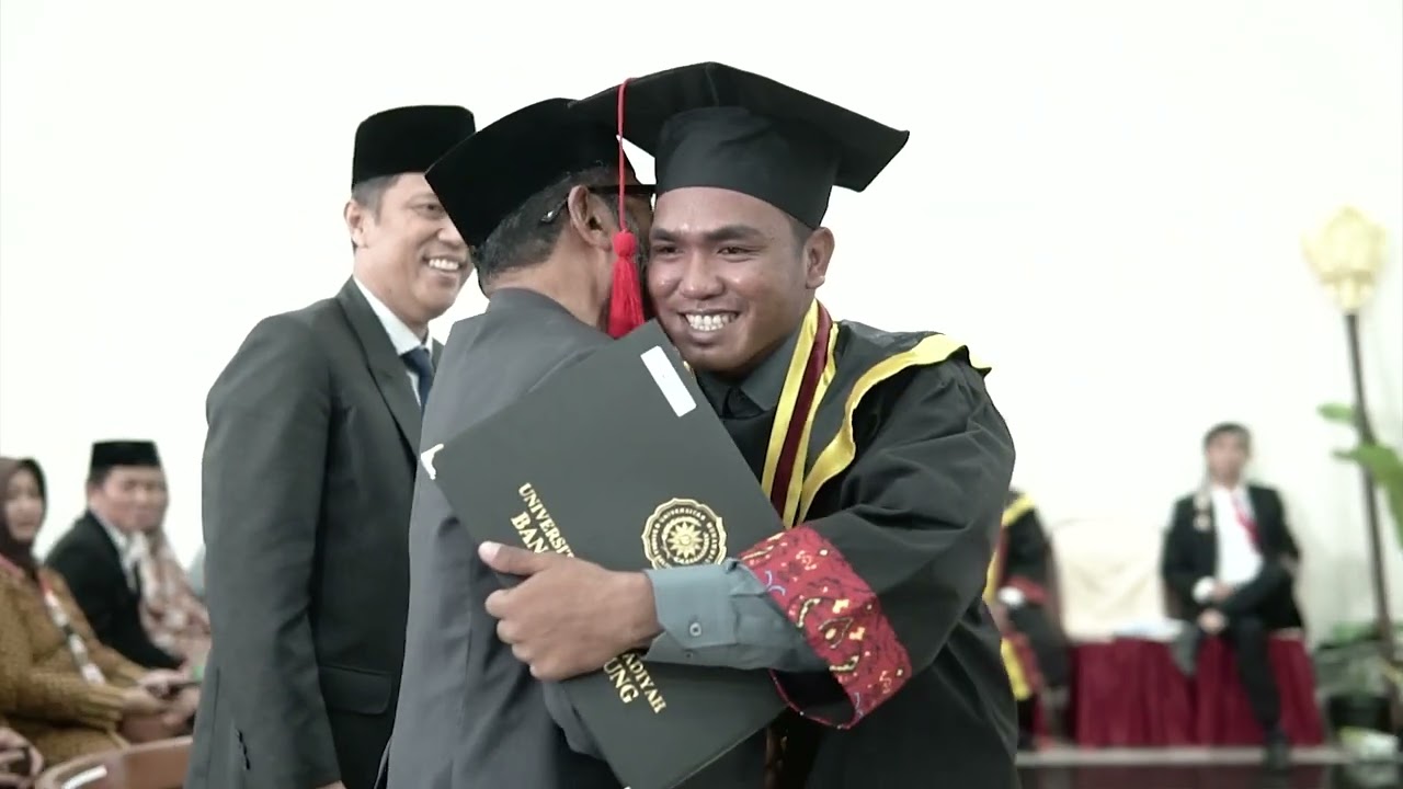 Wisuda UNMUH (Universitas Muhammadiyah) Babel angkatan ke X tahun 2022/2023