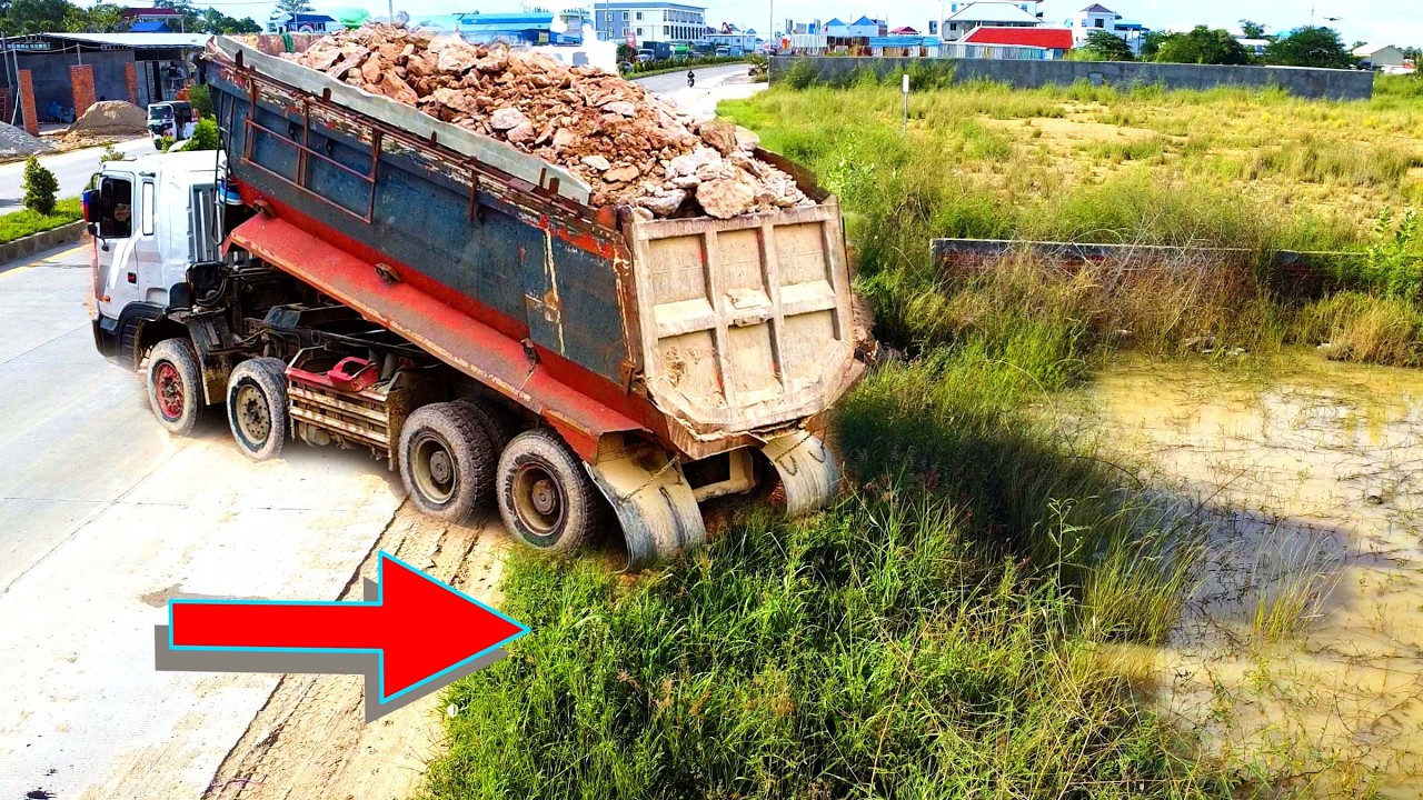 Open New Project!! First Start New Landfill Transforming a Landfill Dumping & Dozer in Action!