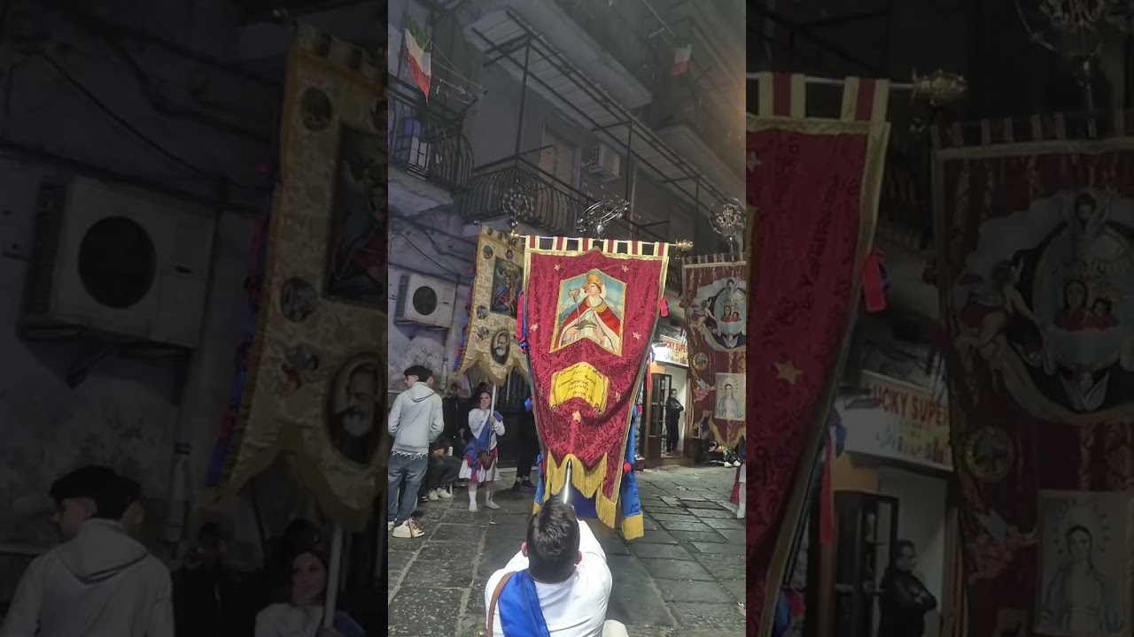 Madonna dell'arco e beata vergine di Lourdes napoli