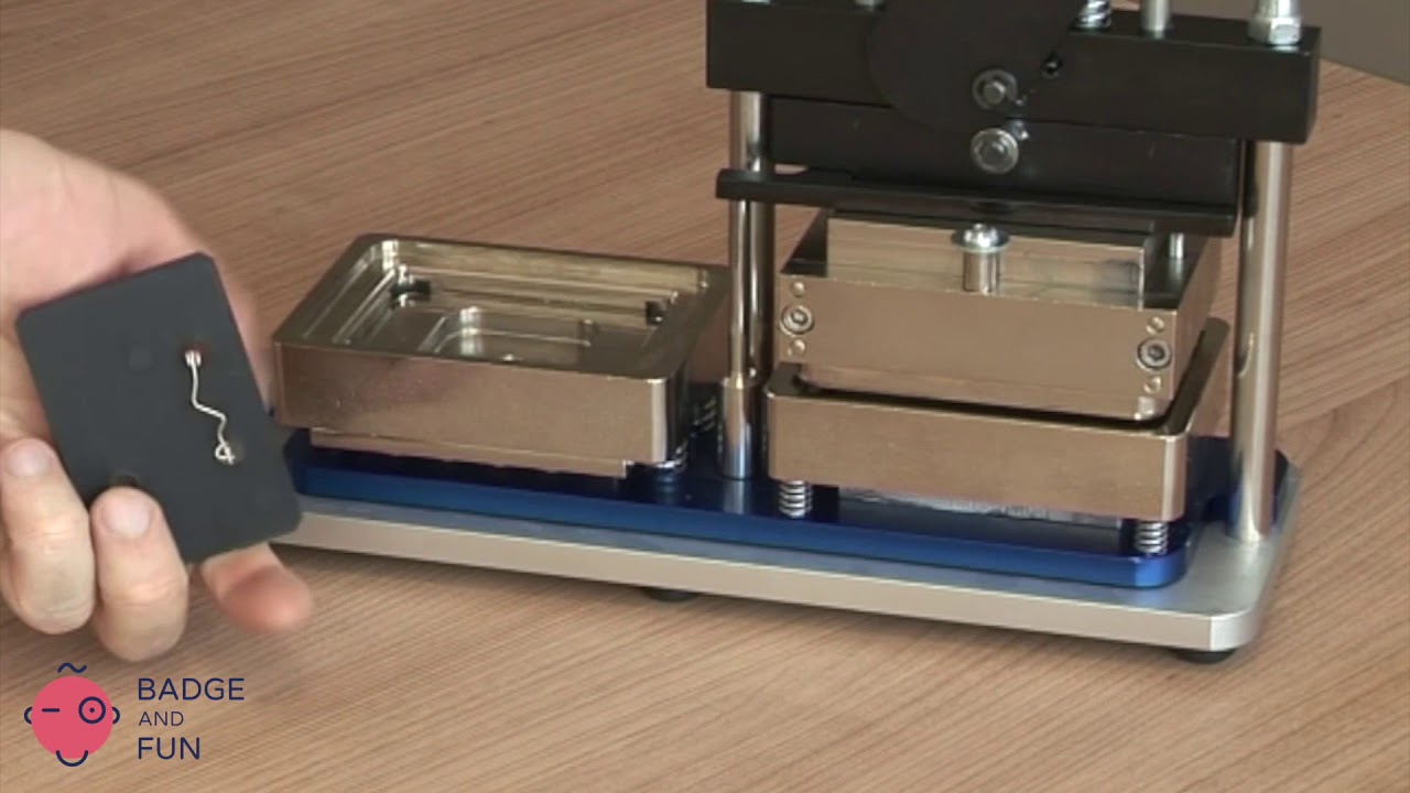 COMMENT FAIRE DES MAGNETS MAG-SOUVENIR AVEC LA MACHINE B900 - BADGE AND FUN