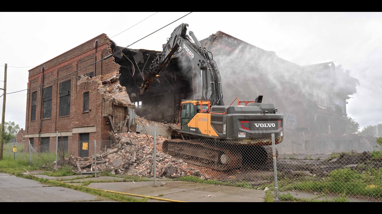 Demolition of Carstens Elementary School in Detroit Part 1 |The Auditorium|