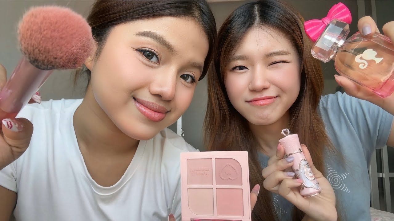 ASMR Friends Doing Your Makeup 👭🏻💄 (no talking , real touch)