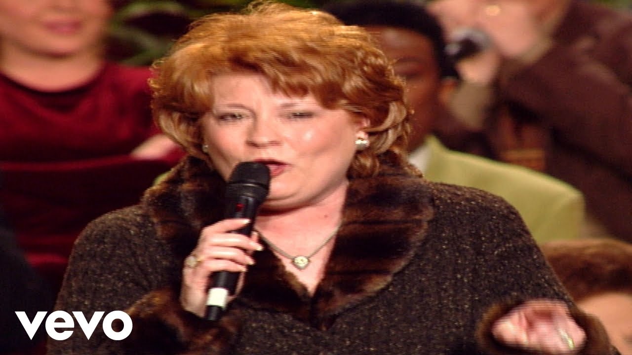 Bill & Gloria Gaither - The Promise [Live] ft. Joy Gardner
