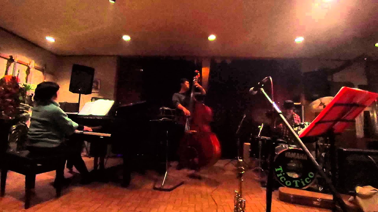 ライブハウス　ジャズセッション Autumn Leaves 2014 02 22