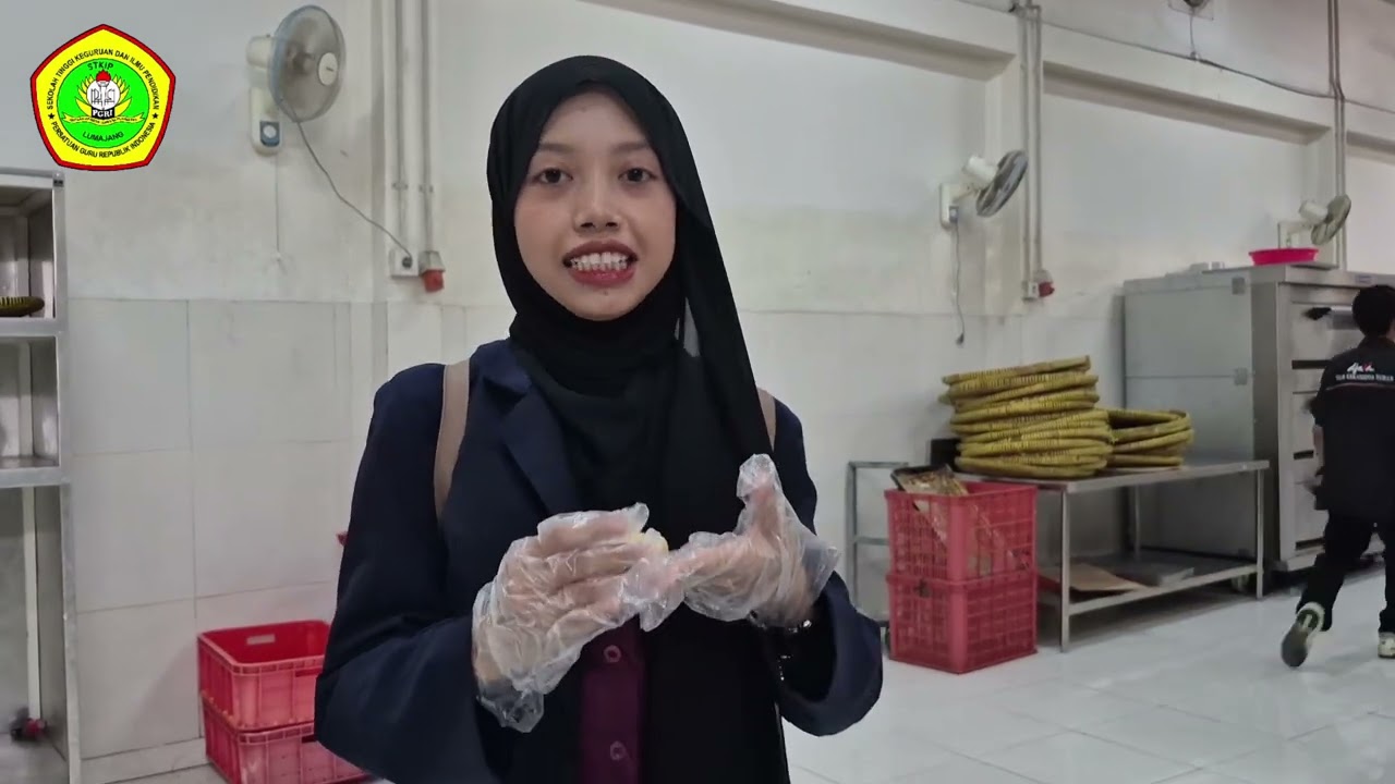 Pelaksanaan Kuliah Kerja Lapangan (KKL) STKIP PGRI Lumajang | Pend. Ekonomi 2023 B