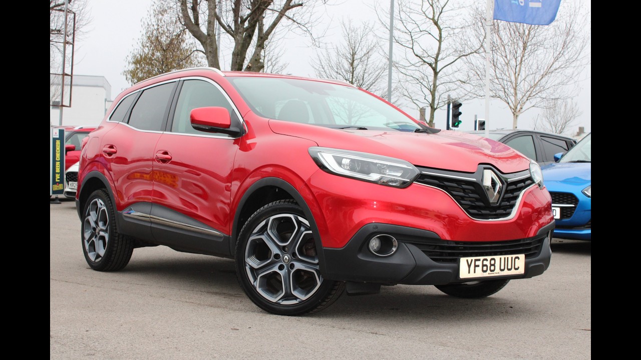 YE68 UUC Renault Kadjar 160 Tce Dynamique NAV 5dr Red Pearl 2018