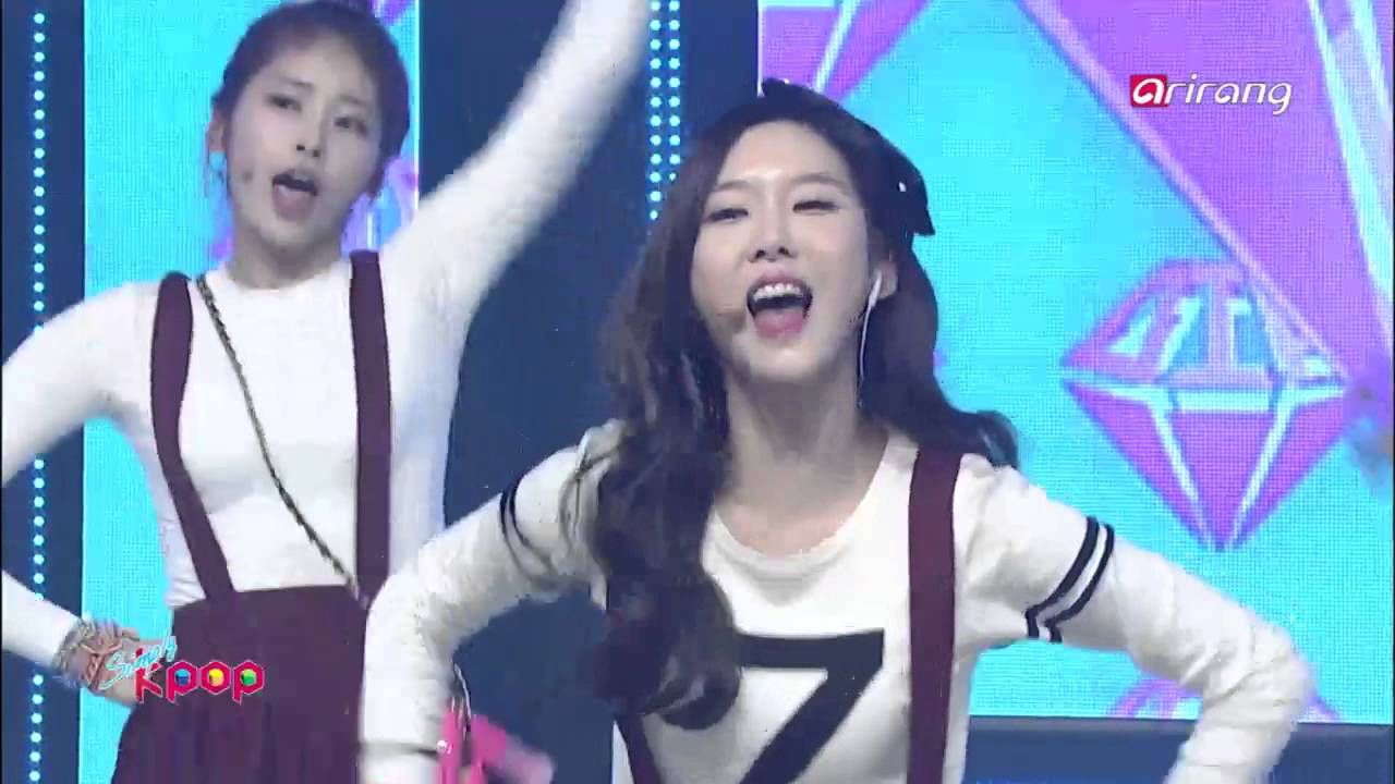 Simply K-Pop - DIA(다이아) _ My Friend's Boy Friend(내 친구의 남자친구) - Ep.189 / 2015-11-13
