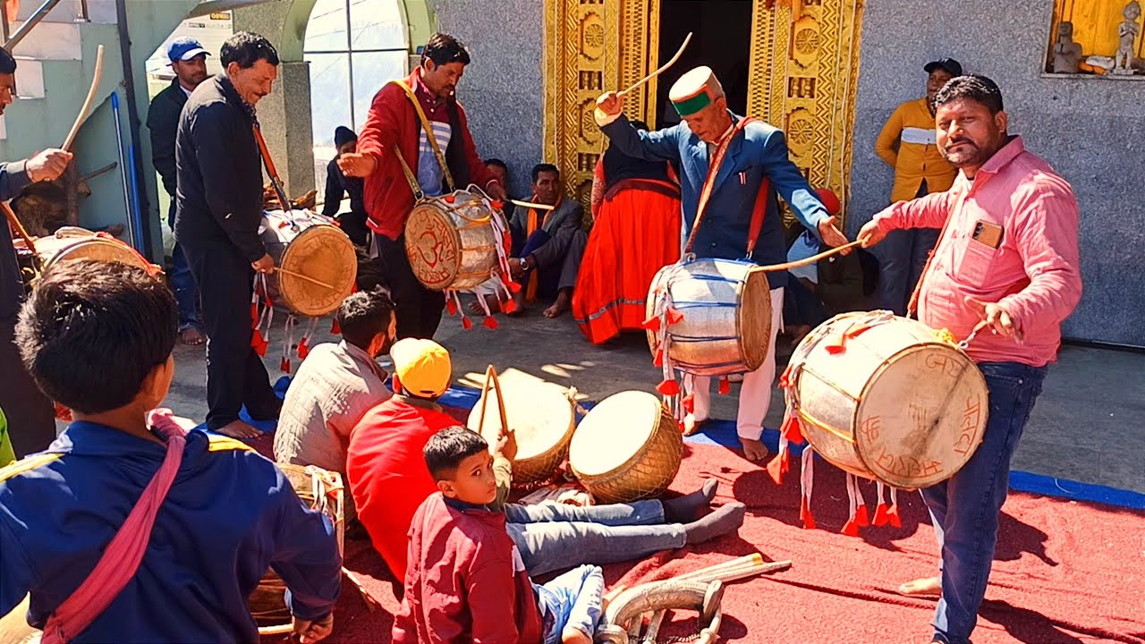 Amazing Dhol Performance 🥁 at Chalda Maharaj Temple, Dasau