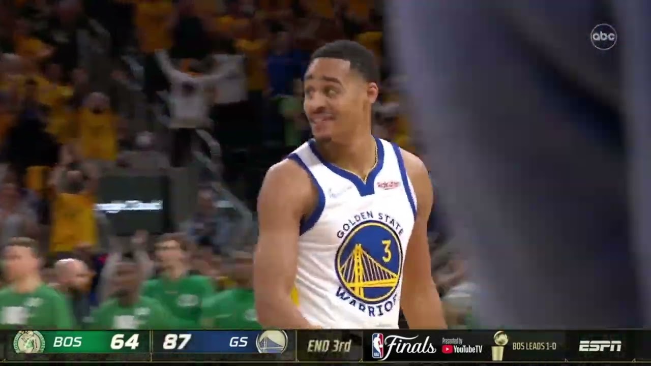CURRY HUGS JORDAN POOLE AFTER INSANE INSANE HALF COURT THREE & SAVING FINALS!!