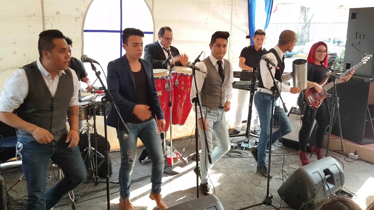 Arturo jaimes y los cantantes en convivencia con fans parte2