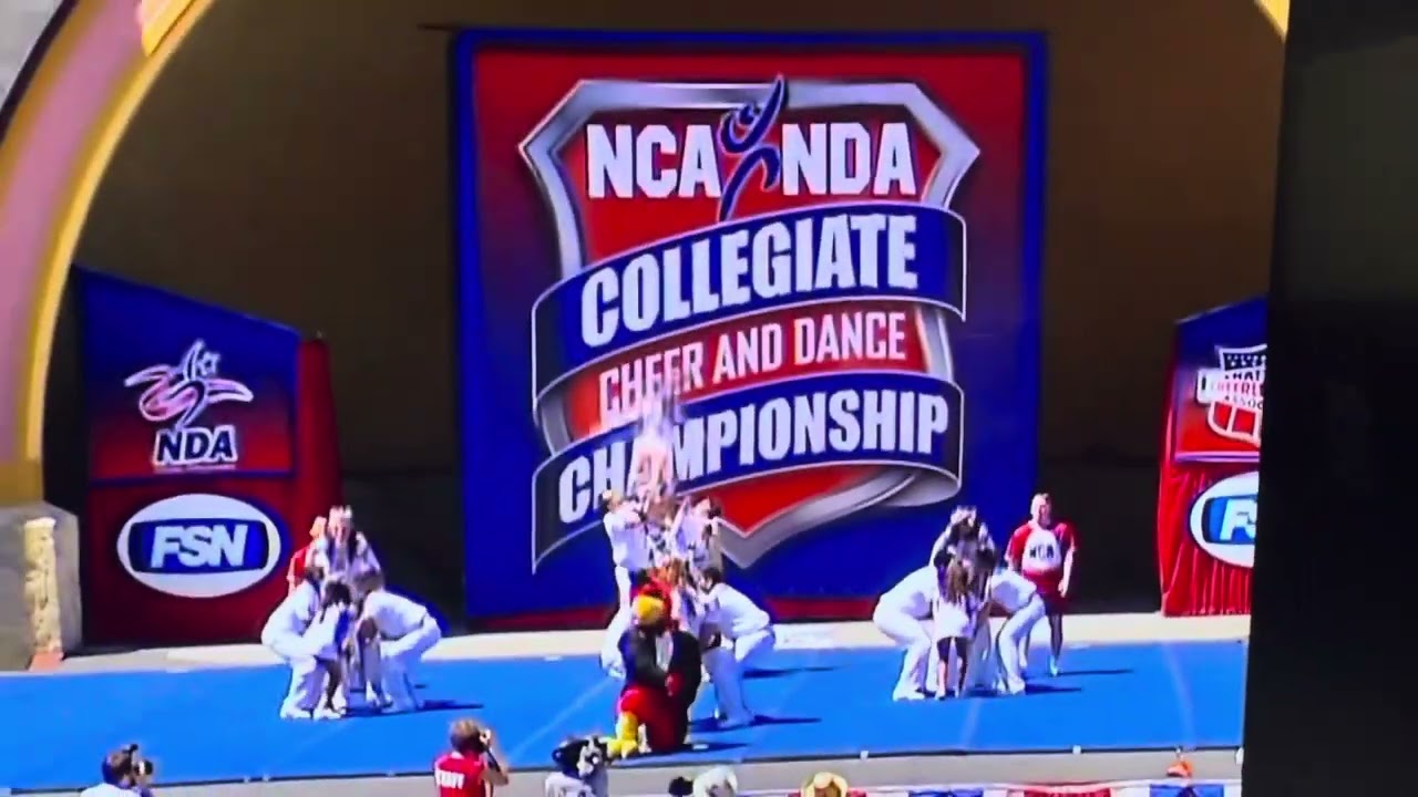 Louisville Large Coed 2008 - NCA National Champions