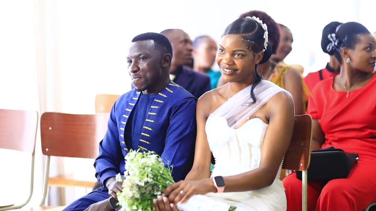 ALINE andJEAN D'AMOUR  CIVILE WEDDING