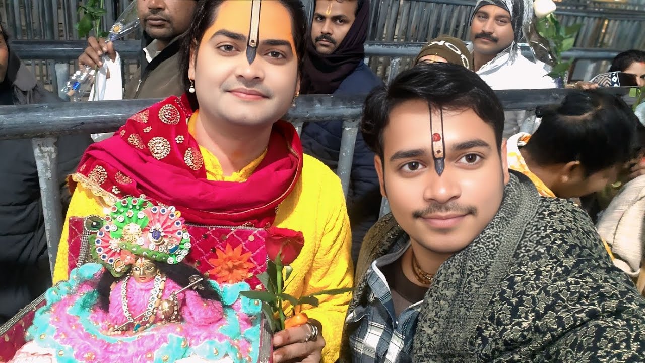 मेरे दिल के शीशे में जड़ गई तस्वीर कन्हैया की ।। Pawan brajwasi #viral #video #bhajan # trending