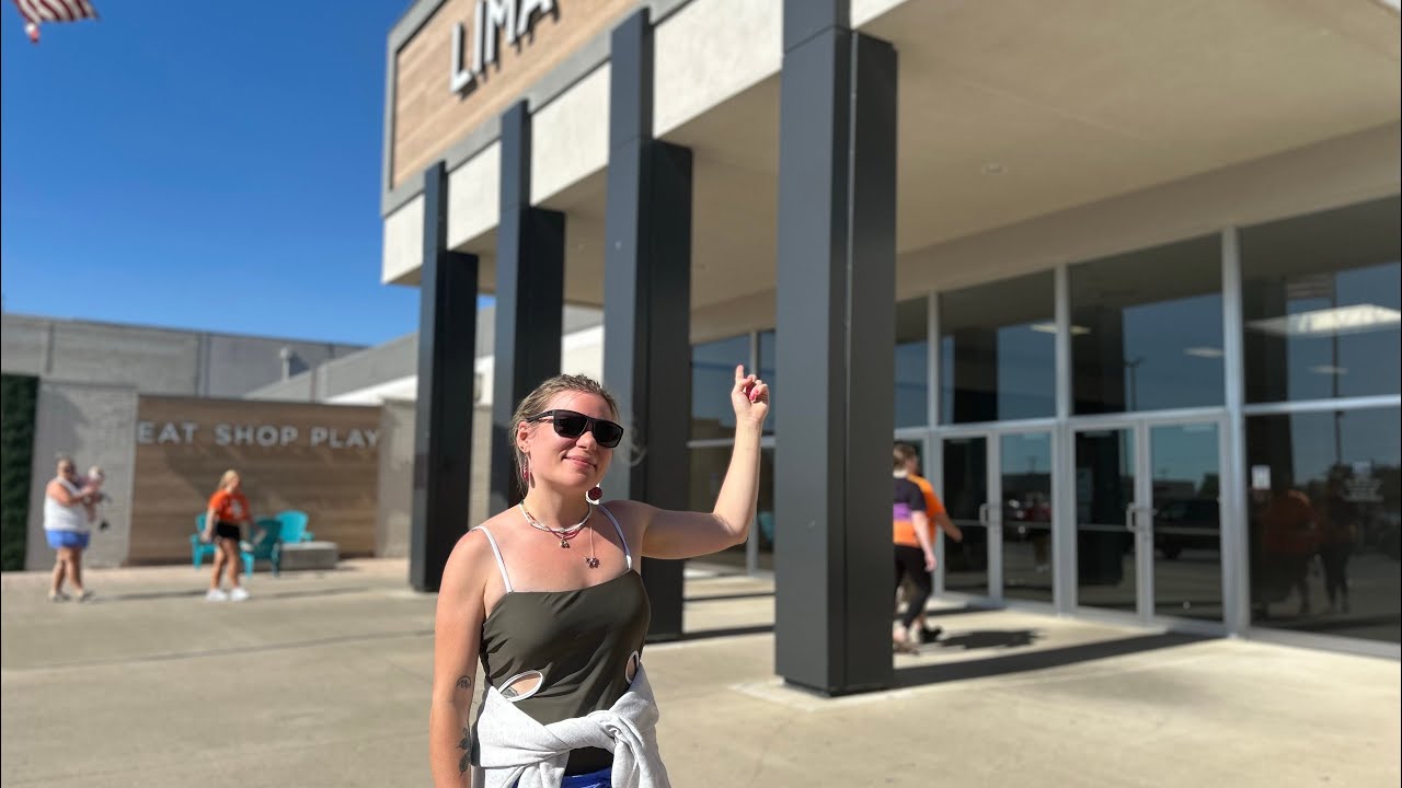60s MALL IN TRANSITION - Lima Mall in Lima, Ohio