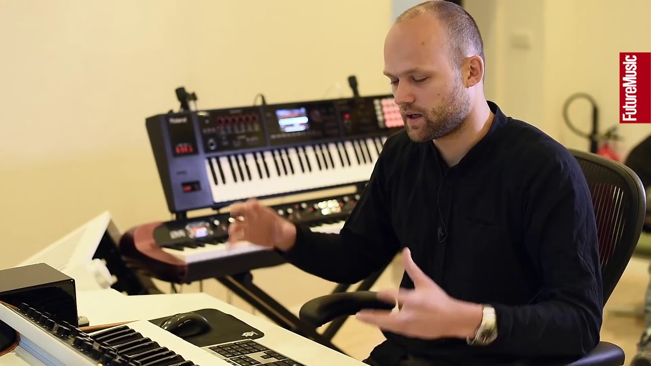 In The Studio With Noisia &ndash; part 3 (Nik Roos) (Перевод 