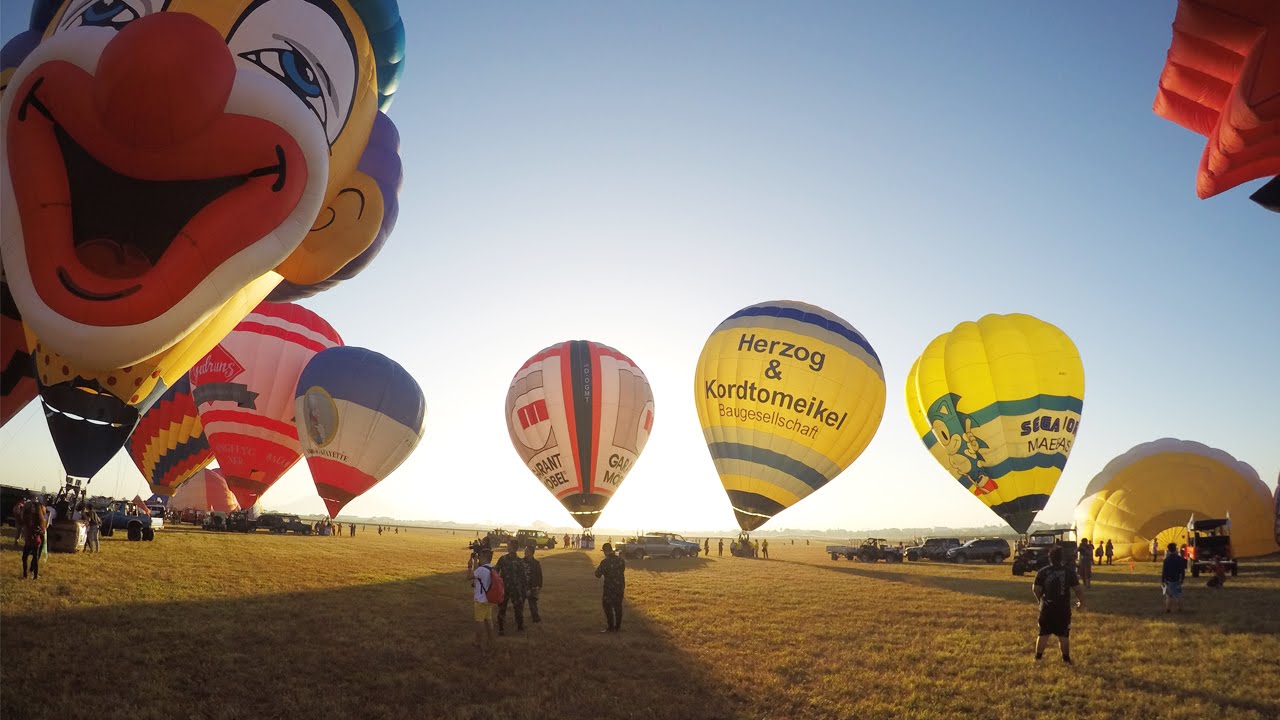 Philippine International Hot Air Balloon Festival (Pampanga)