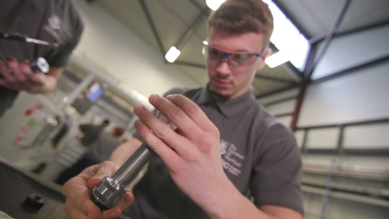 Advanced apprenticeship - machining technician