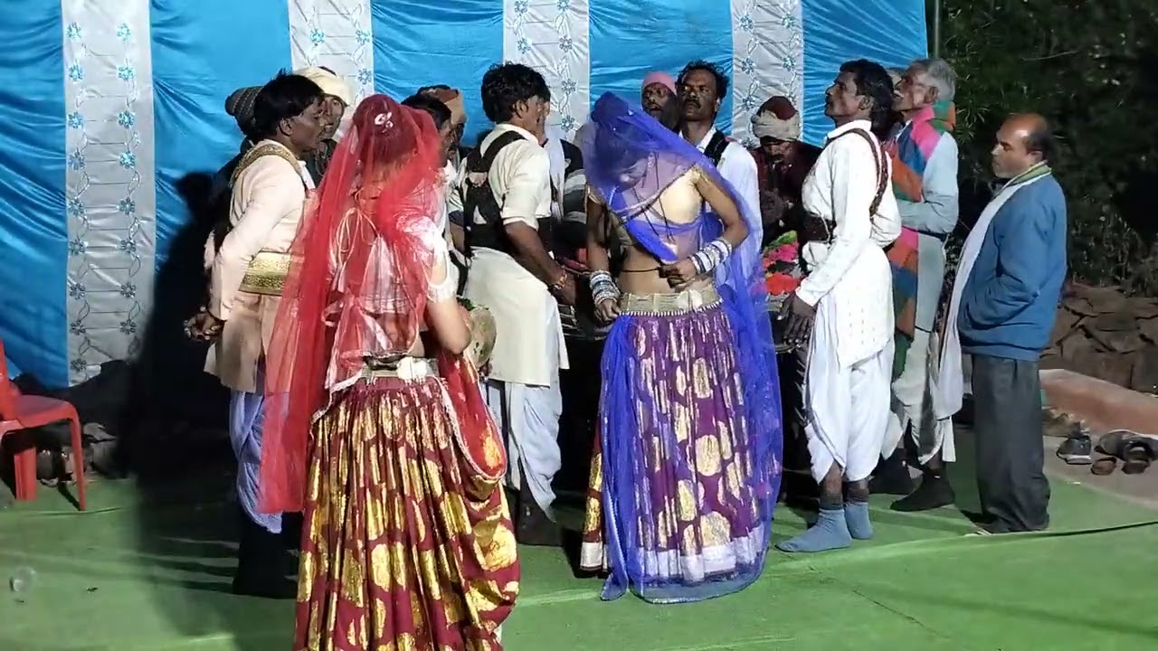 देसी राई ग्राम केवलारी तह देवरी हेमराज लोधी नयाखेड़ा बुंदेली कलाकार पार्टी द्वारा राई प्रोग्राम तहलक