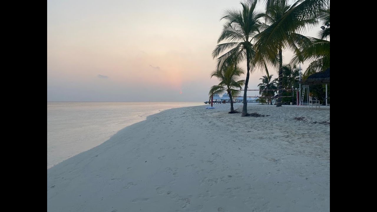 Diamonds Athuruga, Maldives Resort Review, Indian Ocean 2023. 5 Star hotel review.