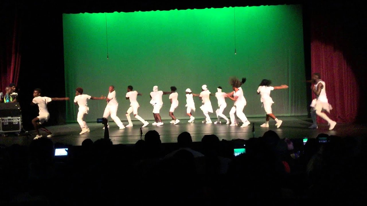 REKONSTRUKTION Dance Troupe WBB2k15
