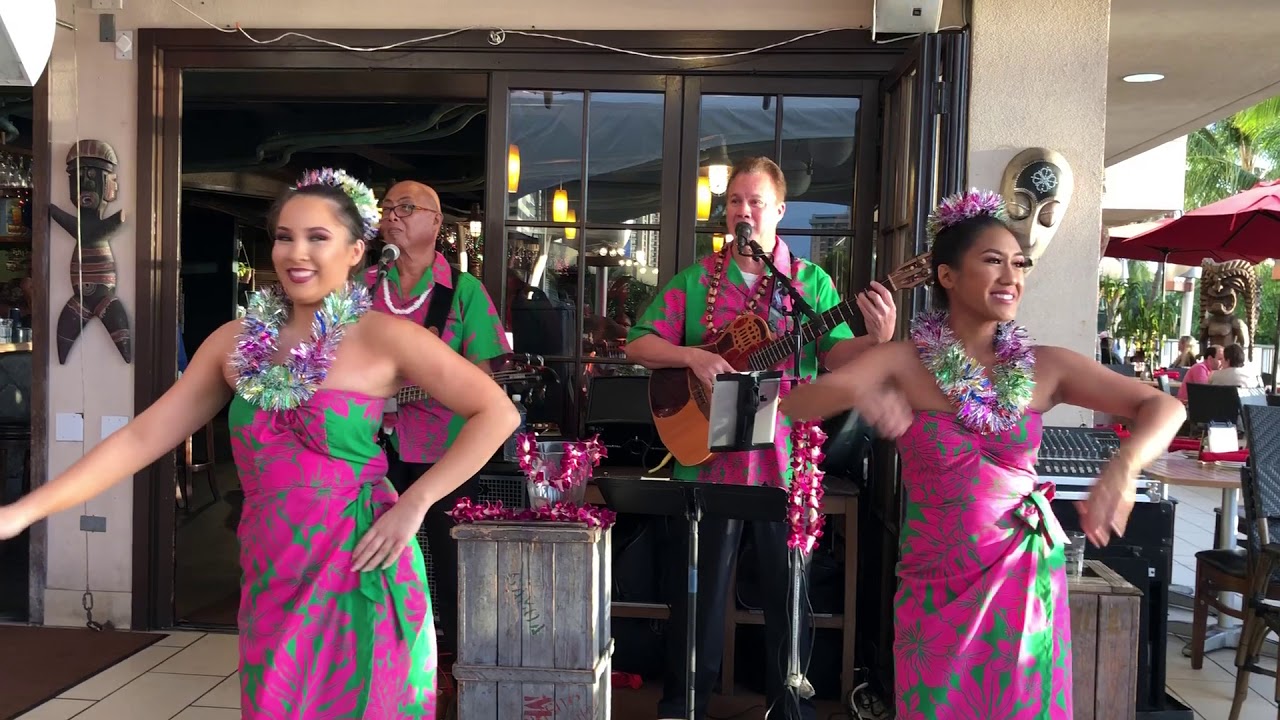 Hula I’m dreaming of a white Christmas at Tiki’s Grill & Bar