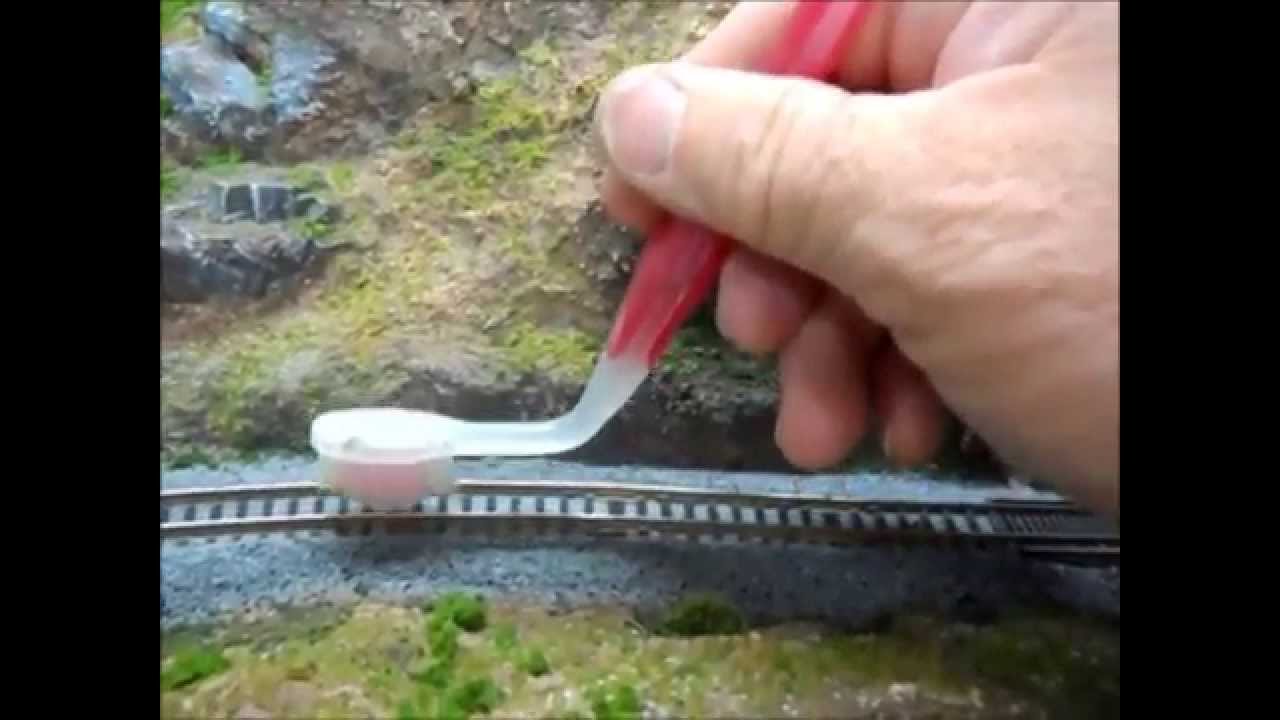 N Scale Kato Unitrack Ballasting Tools