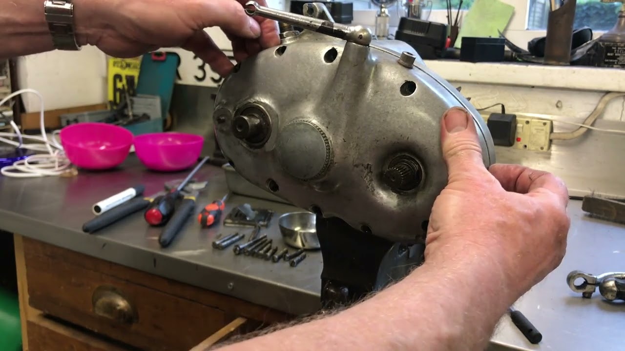 BSA M33 Gearbox Build