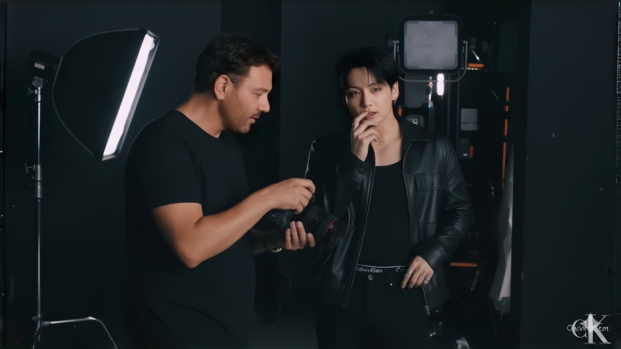 РАСКРЫТО! Закулисные съемки Jungkook x Calvin Klein. Персонал в восторге!