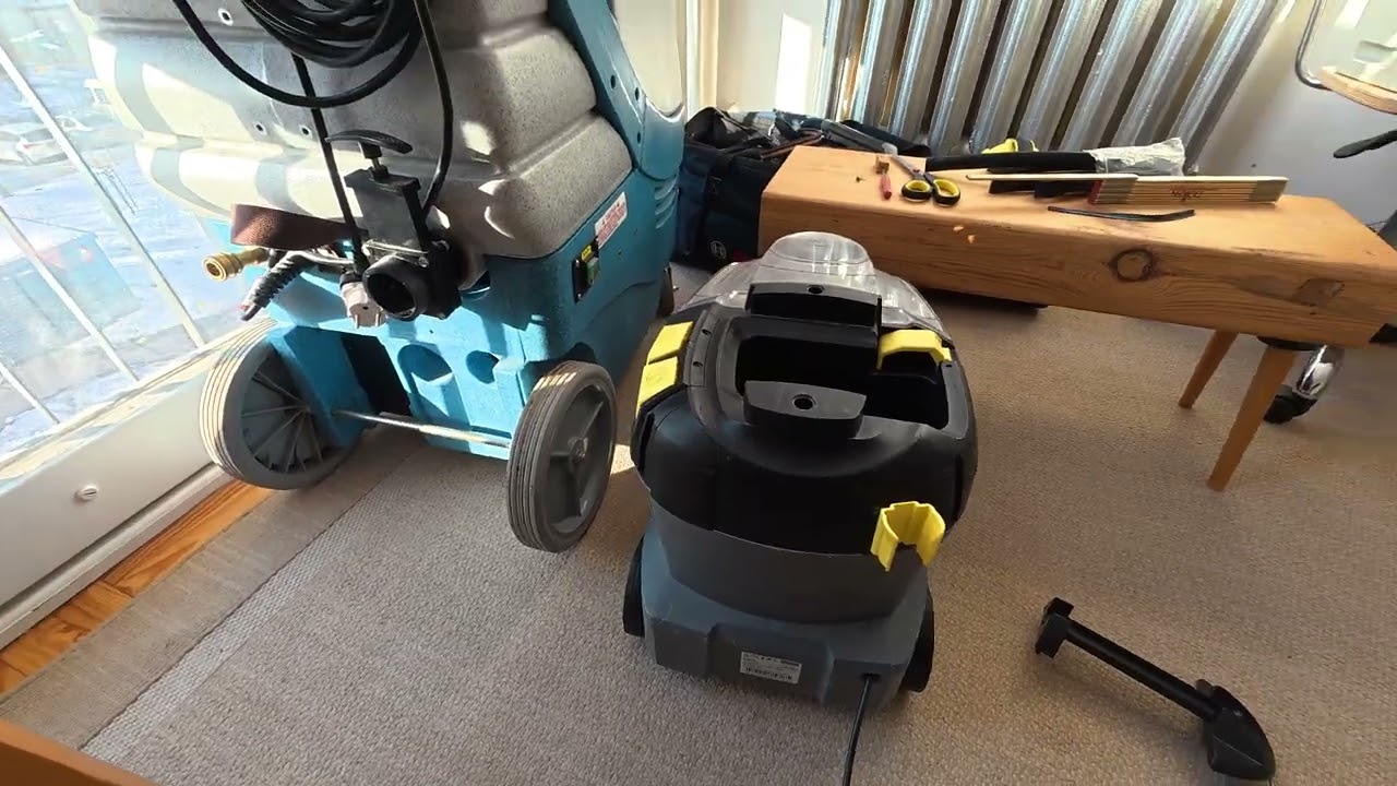 karcher puzzi 8,  шнур питания, защита кабеля от разрыва