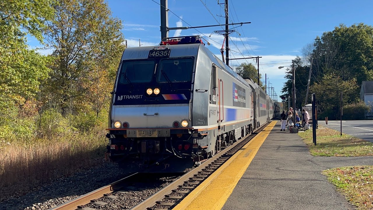 NJ Transit - Far Hills Steeplechase Trains at Gillette (10/18/25)