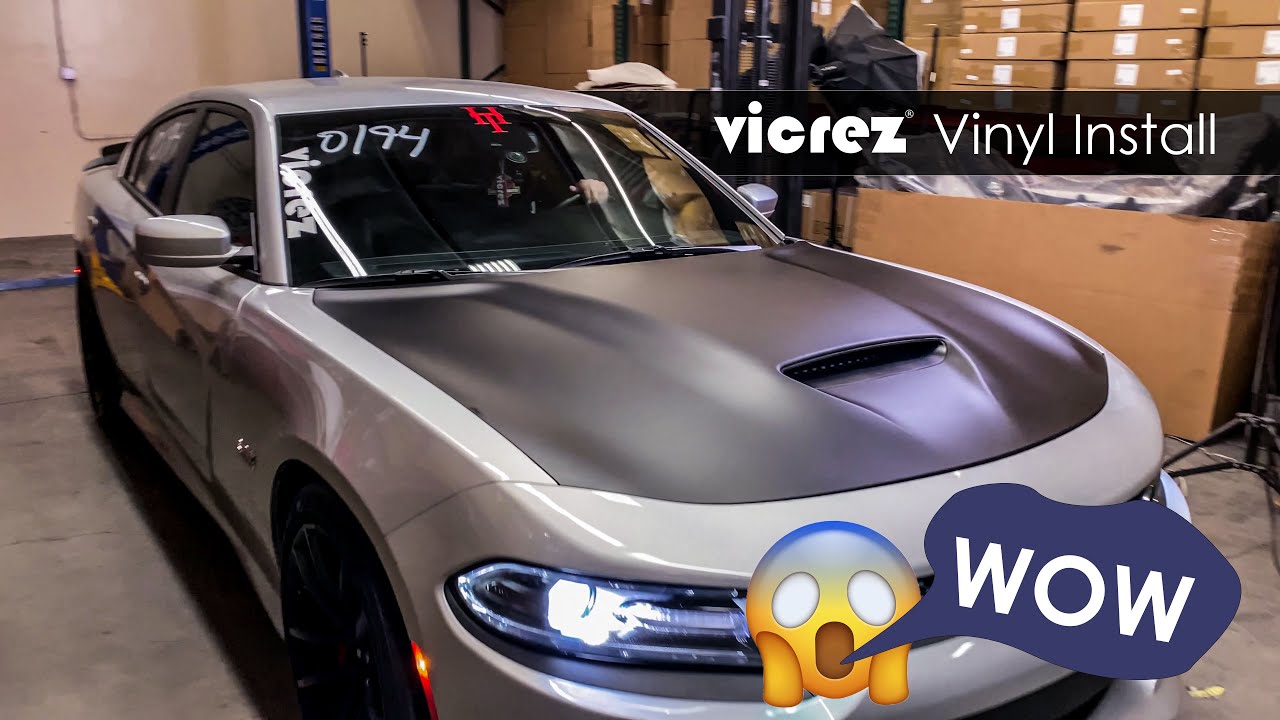 Как оклеить капот виниловой пленкой с помощью Vicrez Vinyl Wrap