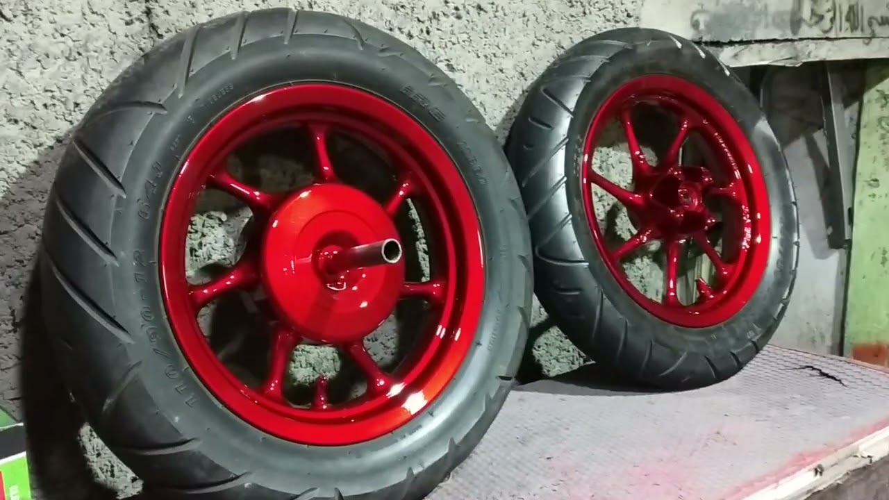 Ibu Repaint Velg Warna Merah Candy