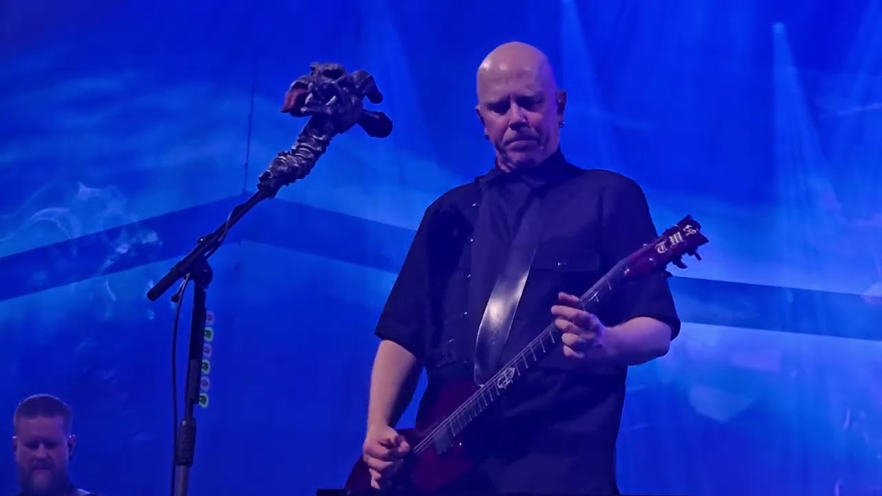 Apulanta & Sinfonia Lahti - Routa & Ravistettava ennen käyttöä @ Nokia Arena, Tampere 25.10.2024