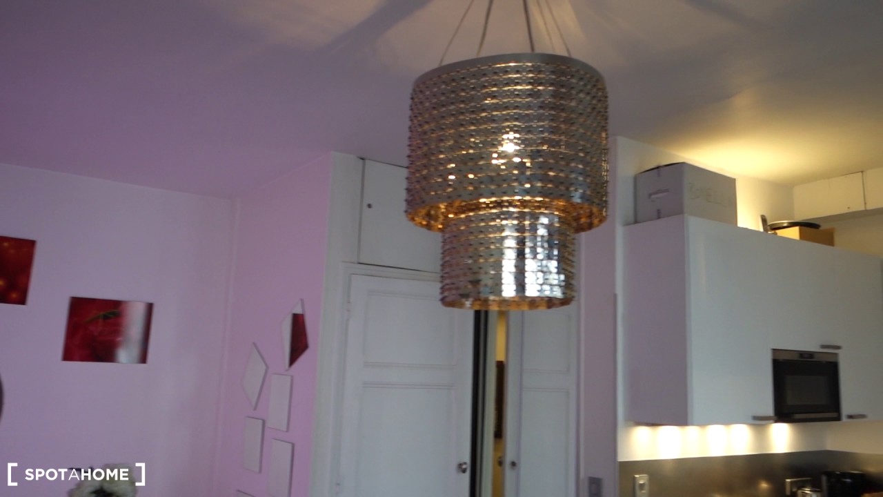 Stylish studio apartment for rent in R&eacute;publique - Spotahome (ref 139092)